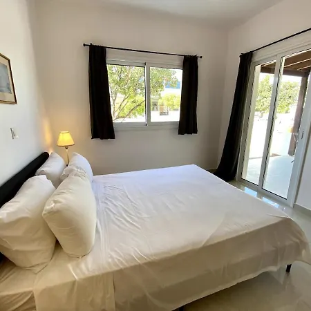 Seaside Two Bedroom Elegant Flat In Tourist Area * Paphos